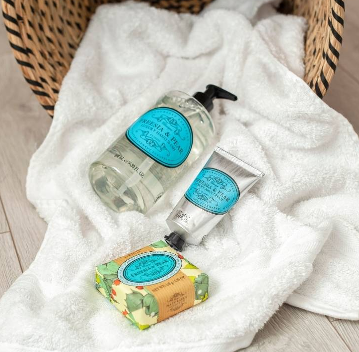 Naturally European Freesia & Pear Hand Cream