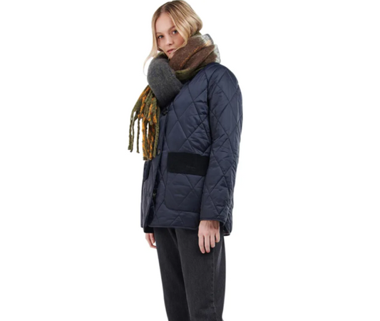 Barbour Isla Tartan Boucle Scarf Classic Tartan