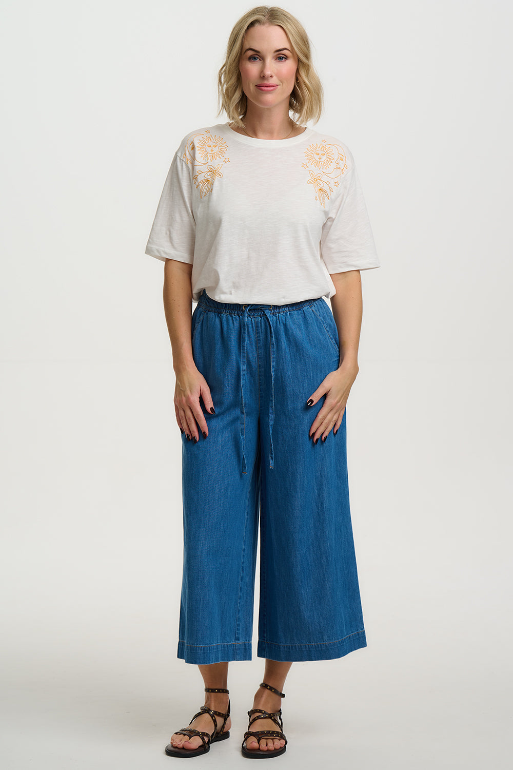 Sugarhill Brighton Kinsley Solstice Oversized T-shirt White