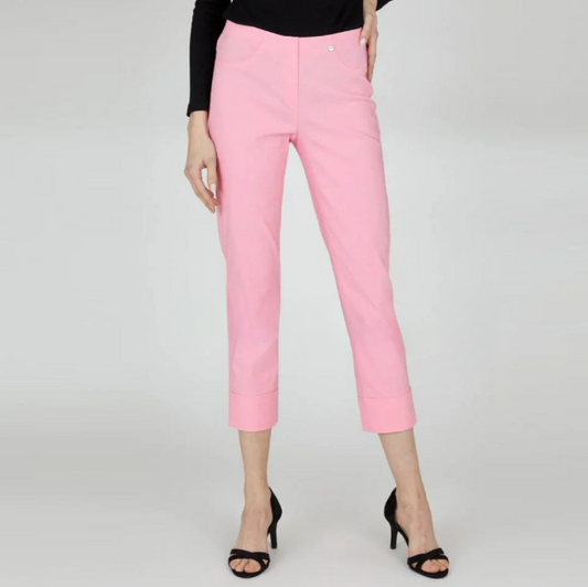 Why Robell Trousers Are A Wardrobe Favourite