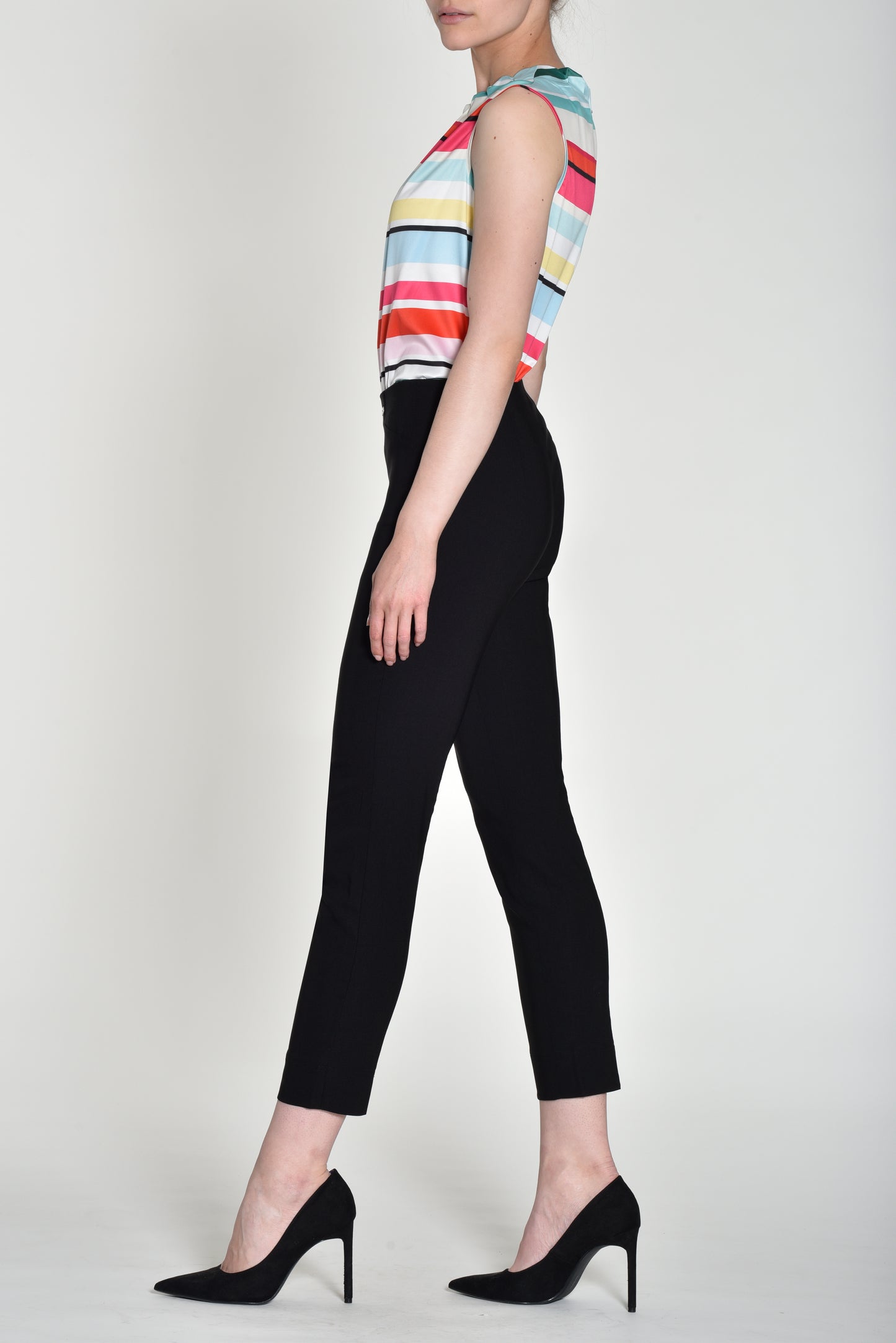 Rose 09 Ankle Grazer Trousers Black