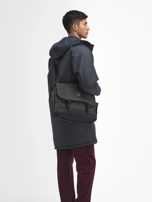 Field Wax Messenger Bag