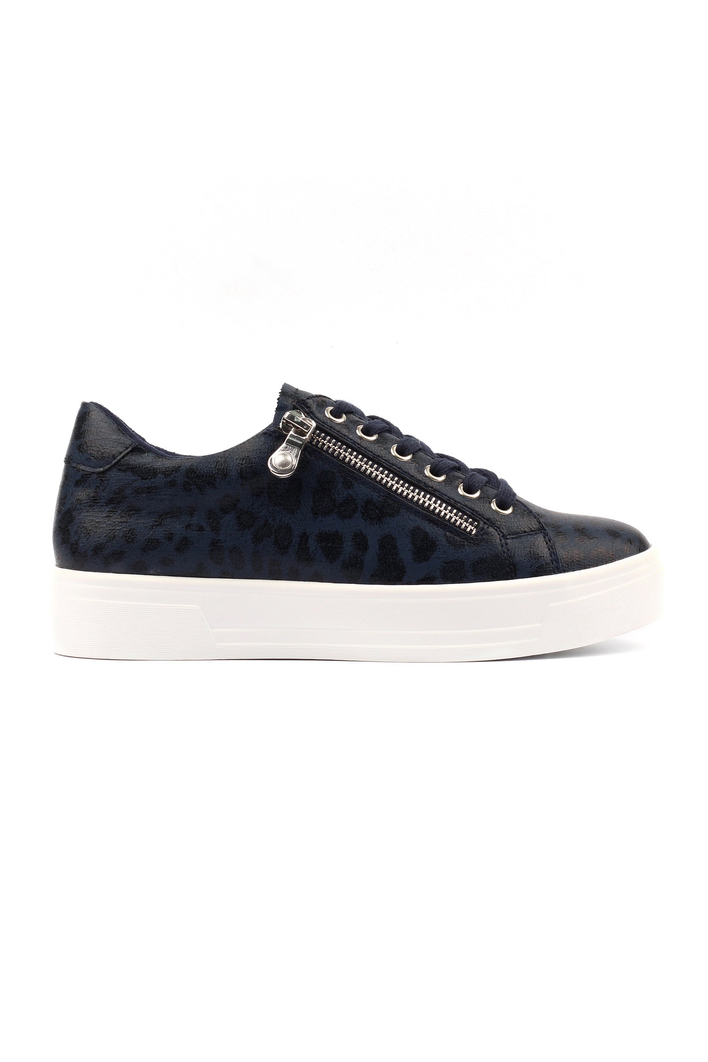 Charm II Navy Trainer