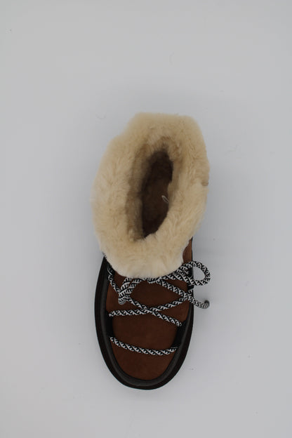 Blurred Micro Chestnut Boots
