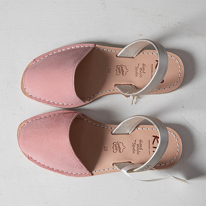 Metalgrain Pearl Slingback Sandals