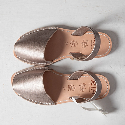 Metalgrain Onyx Slingback Sandals