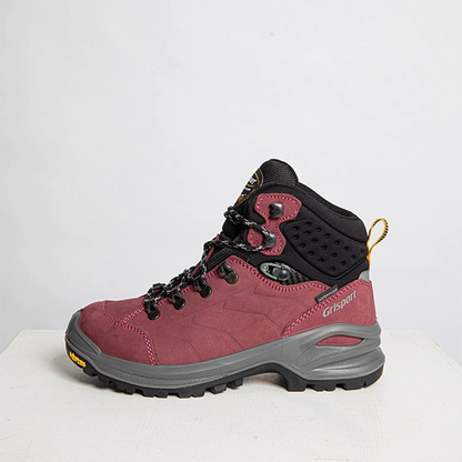 Lady Lynx Walking Boots