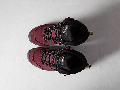 Lady Lynx Walking Boots