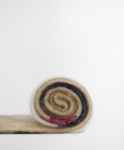 Isla Tartan Boucle Scarf