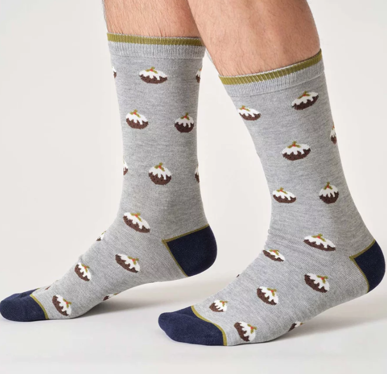 Mens Christmas Pudding Bamboo Cracker Gift Box Of Two Socks