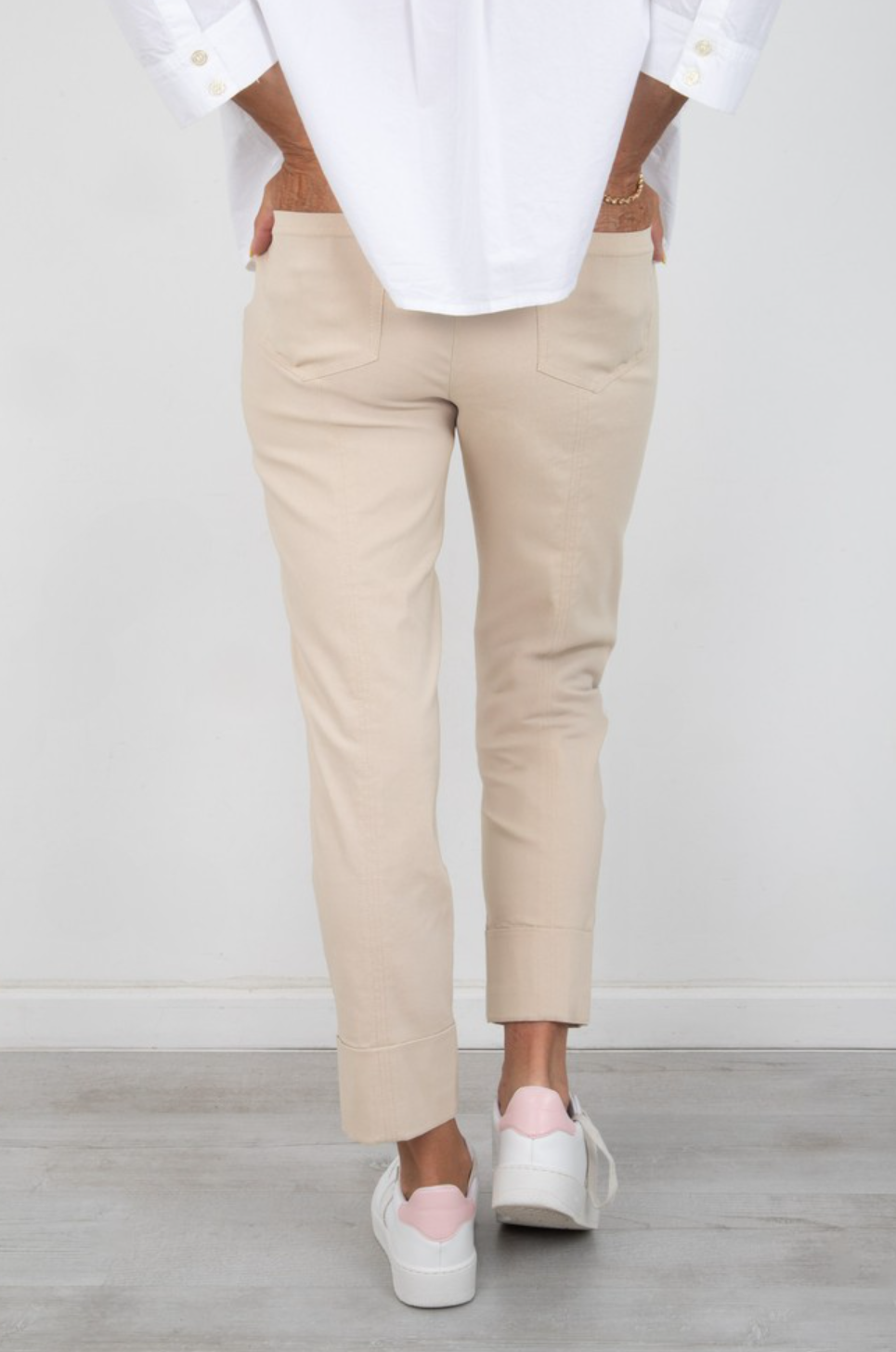 Bella 09 Ankle Grazer Trousers Sand