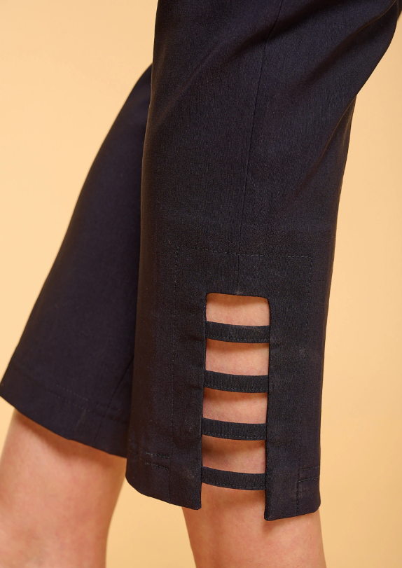 Lena 09 Ankle Grazer Trousers Black