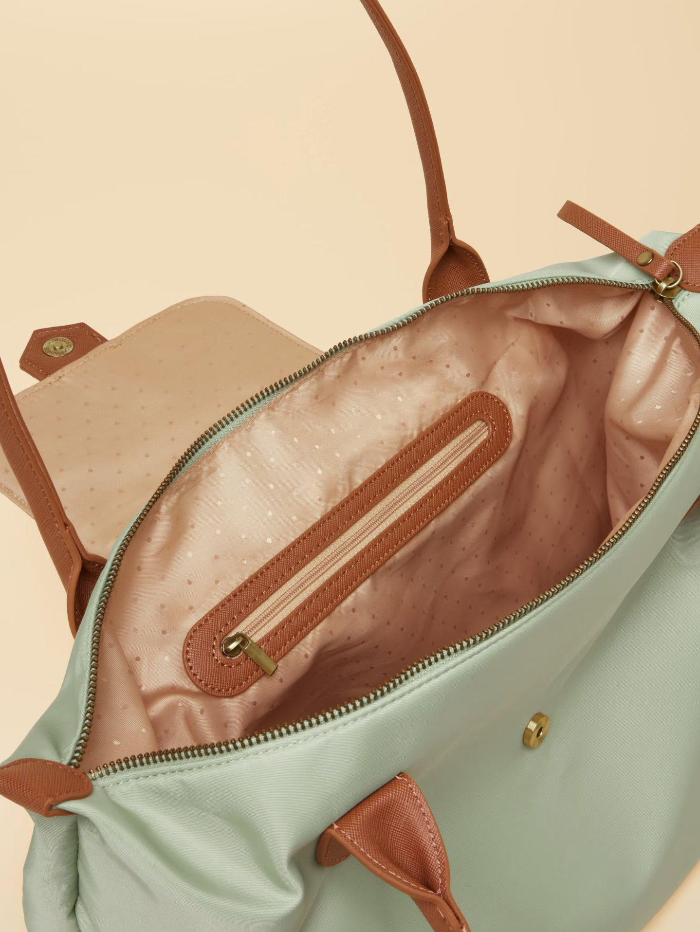 Edie Light Green Tote Shoulder Bag