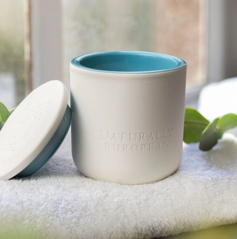 The Somerset Toiletry Co. Naturally European Ceramic Candle Freesia & Pear