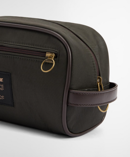 Barbour Wax Washbag Olive / Beacon